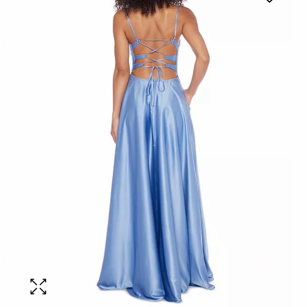 Blue elegant dress